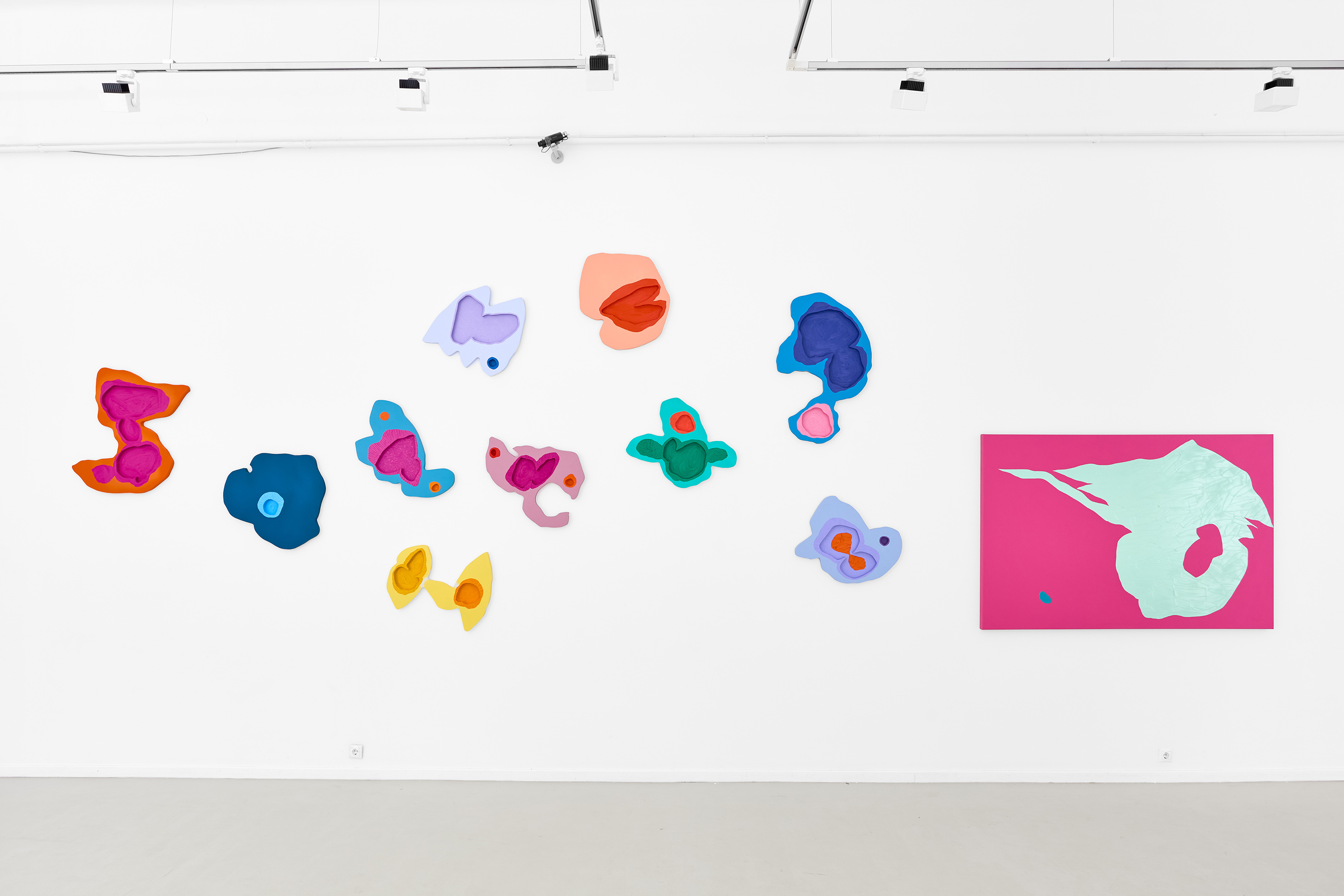 Ahonnan látni a tengert című kiállítás enteriör