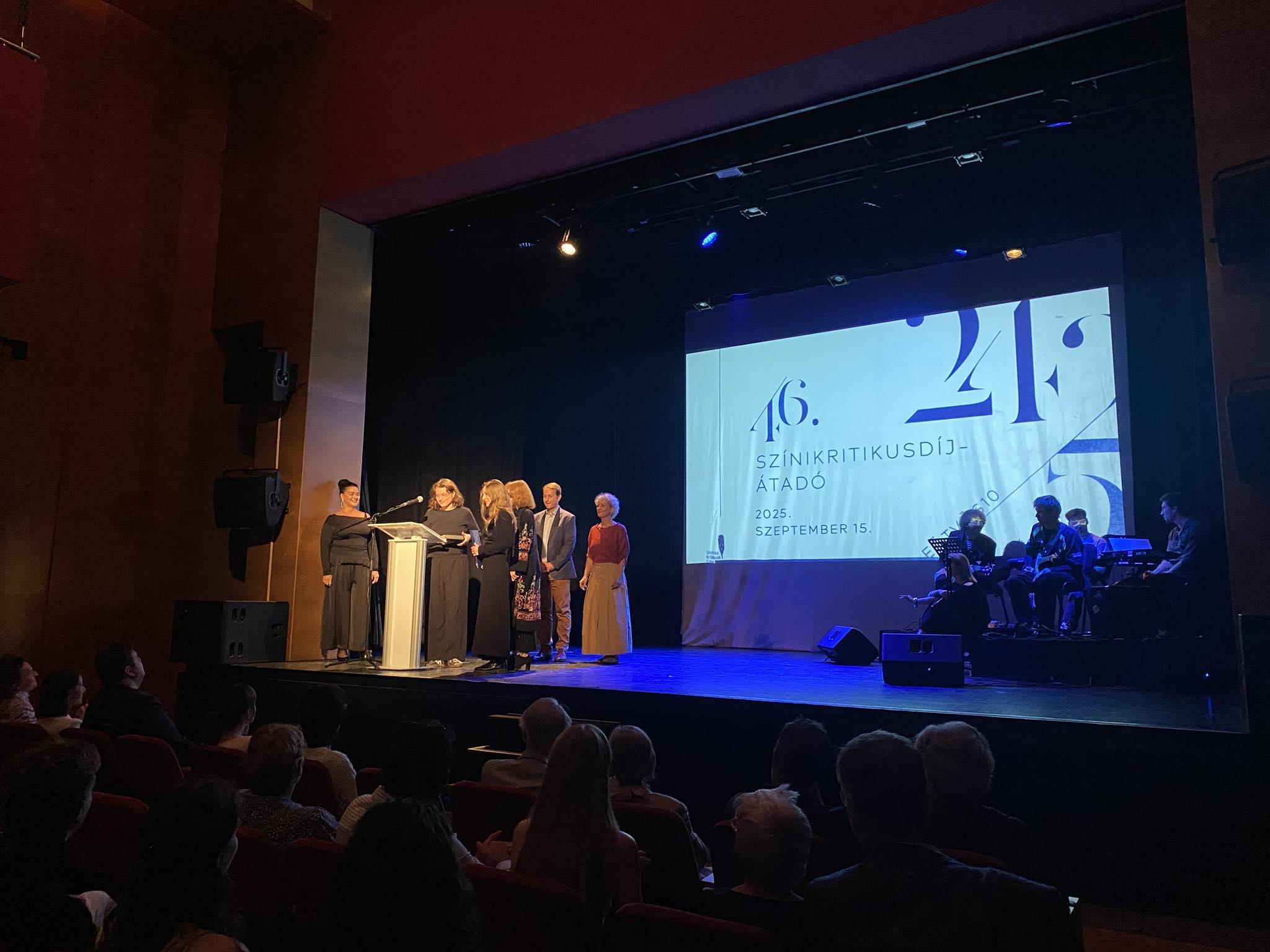 Színikritikusok díja: A legjobb jelmez díj Nagy Fruzsinának és hallgatóinak