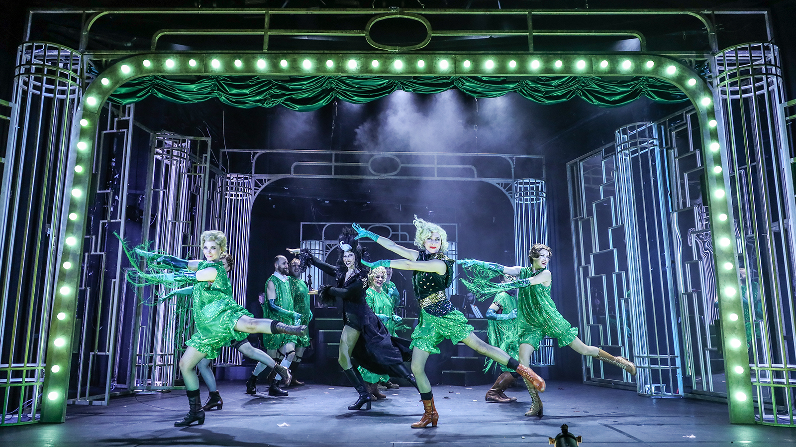 Legjobb jelmez díjra jelölte Nagy Fruzsina és diákjai munkáját a Színikritikus Céhe